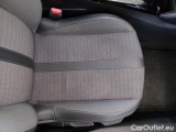  Peugeot  2008 PEUGEOT  / 2019 / 5P / CROSSOVER BLUEHDI 130 EAT8 ALLURE S/S AUT. #14
