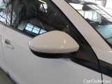 Peugeot  2008 PEUGEOT  / 2019 / 5P / CROSSOVER BLUEHDI 130 EAT8 ALLURE S/S AUT. #58