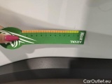  Toyota  C-HR TOYOTA  / 2019 / 5P / SUV 2.0H (184CV) E-CVT LOUNGE #60