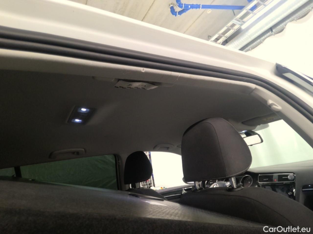  Volkswagen  Golf  Sp.Combi TSI 150 GT Aut. #23