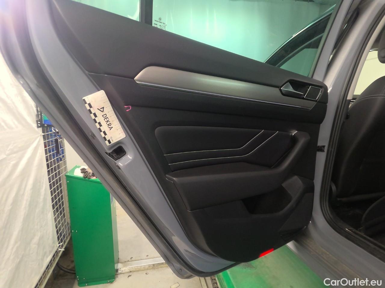  Volkswagen  Passat Pass.SC TDI 200 GT 4M Ex.E.Aut #13