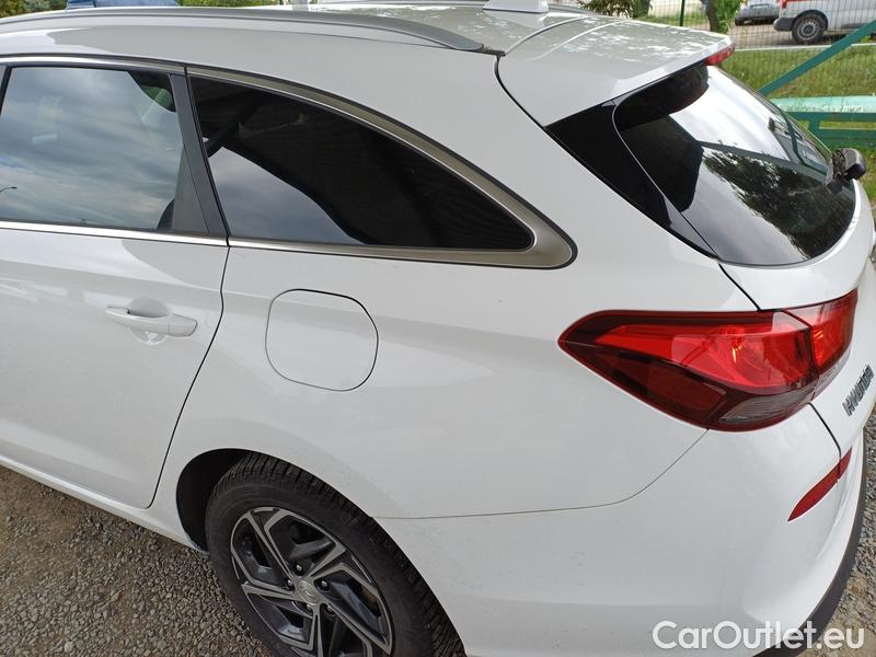  Hyundai  i30  (PD)(01.2017  ->)  kom.1.0TGDI 120 Smart #9