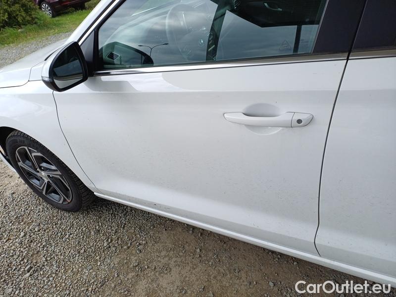  Hyundai  i30  (PD)(01.2017  ->)  kom.1.0TGDI 120 Smart #5