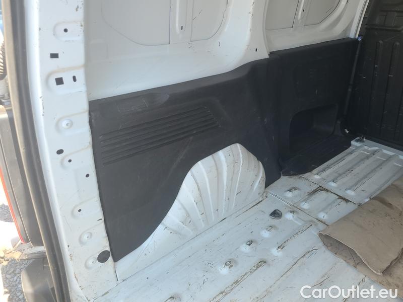  Peugeot  Partner   (2018) Part.1.5BHDI 75 L1 Active 4d #12
