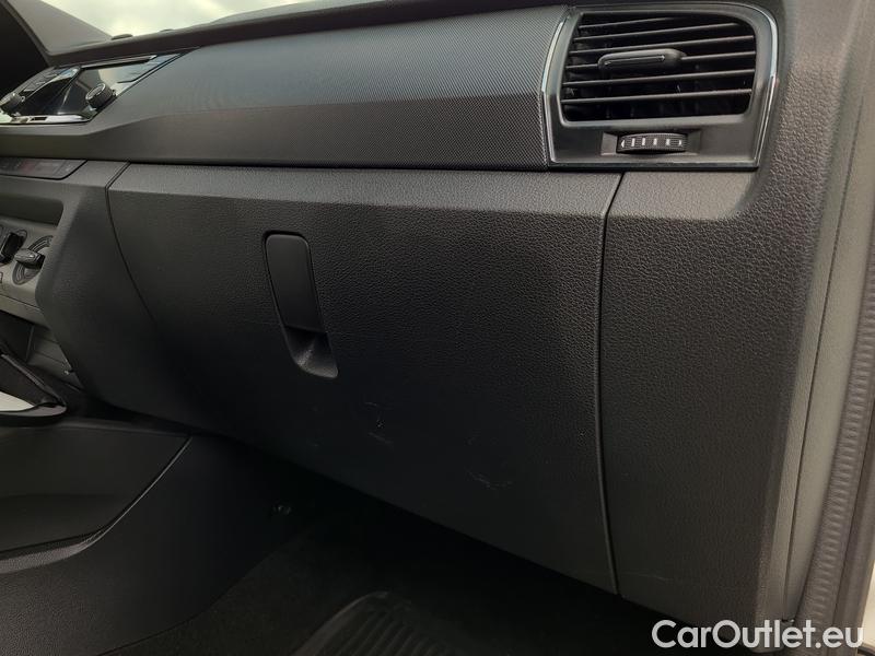  Skoda  Fabia  Combi (2015) Com.1.0TSI 70 Ambition 5d #22
