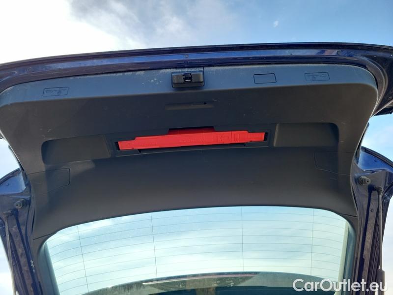  Volkswagen  Golf  VIII Variant (CG5) 2020 Var.2.0TDI 110 Style 5d #10
