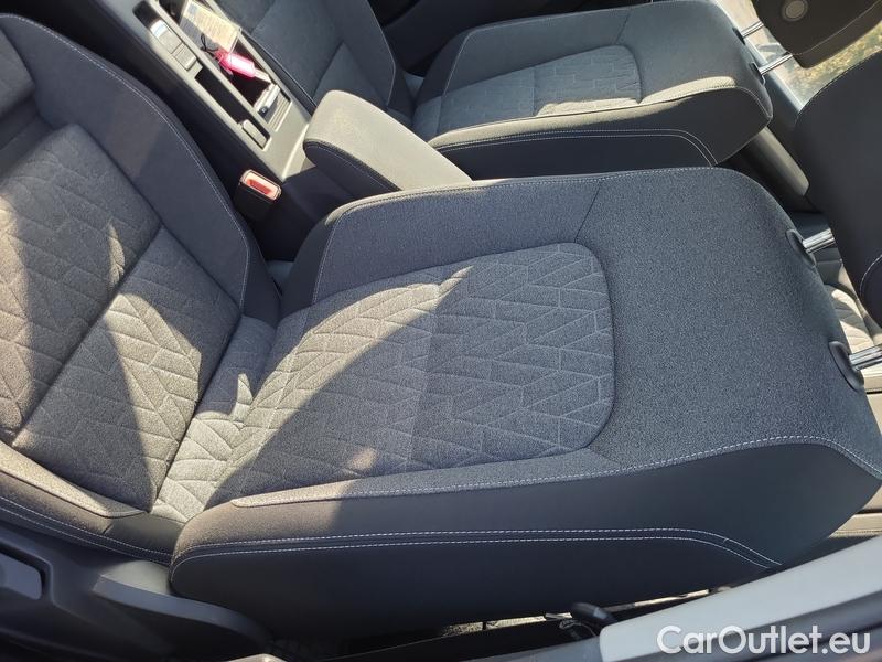  Volkswagen  Passat  7 (2014) Pas.Var.1.5TSI Business AT #3