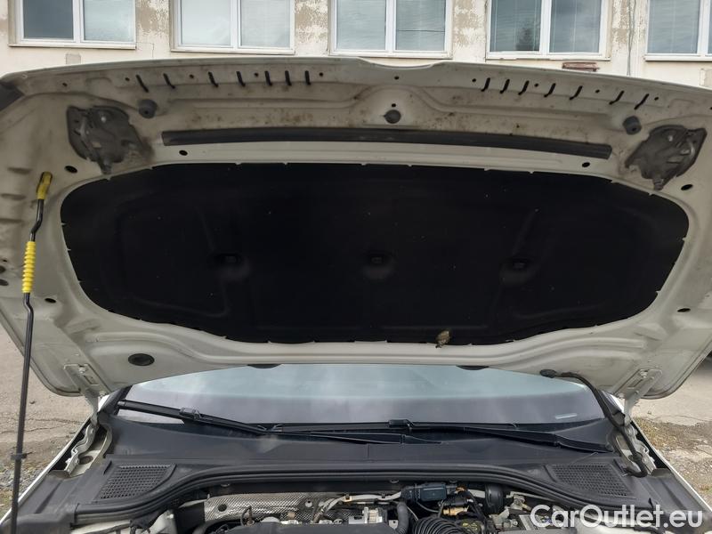  Volkswagen  Golf  VIII (CD1) (2019) Var.2.0TDI 85 Life 5d #16