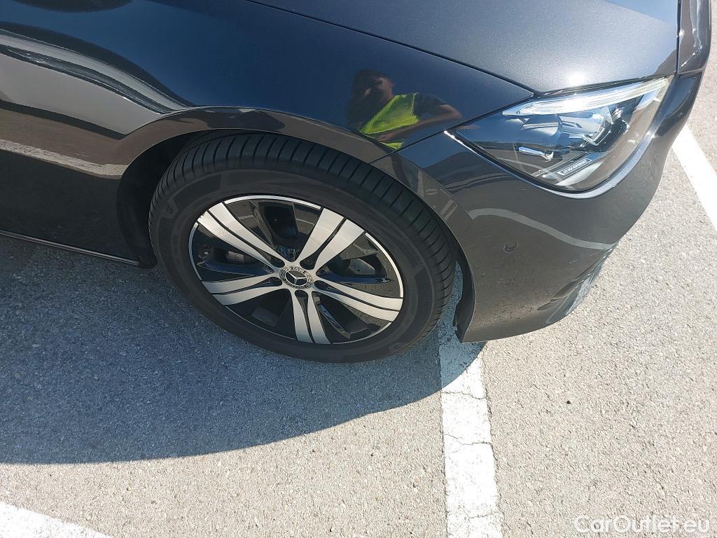  Mercedes  C-Klasse MERCEDES-BENZ Clase C / 2021 / 5P / familiar C 300 e Estate #7