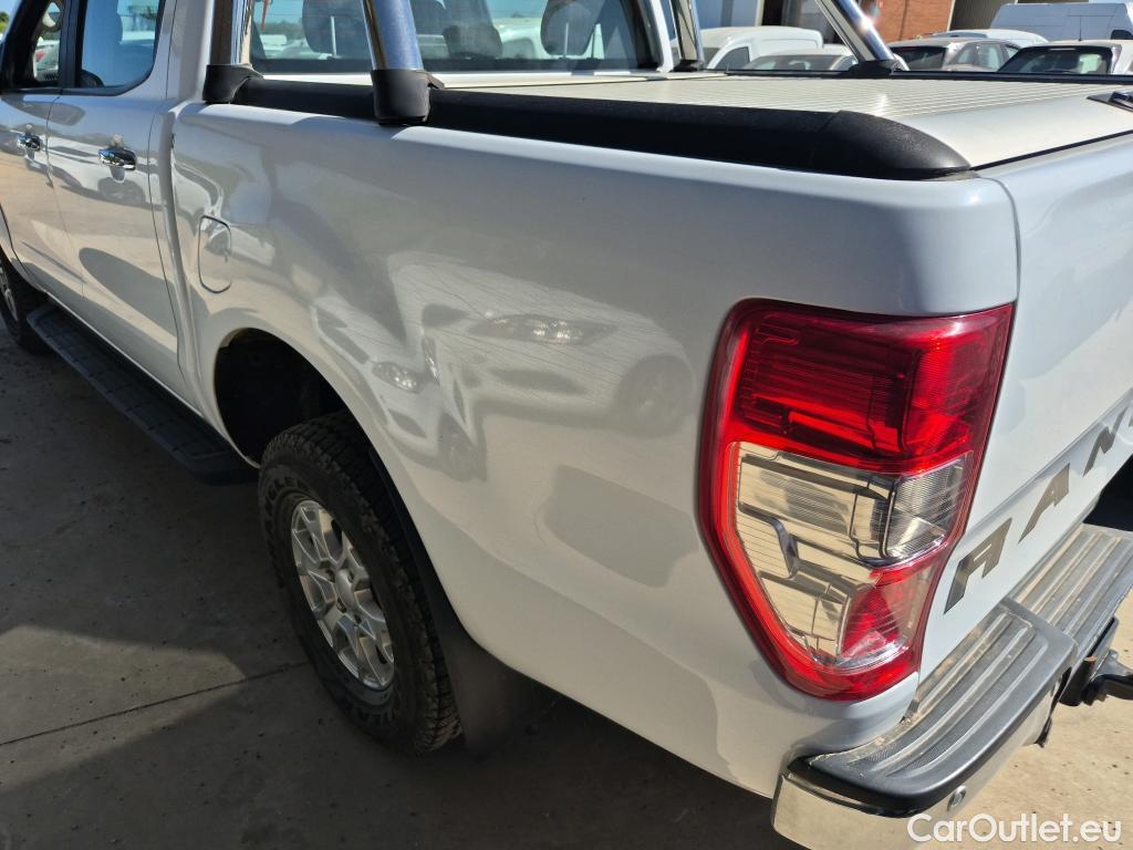  Ford  Ranger FORD  / 2019 / 4P / pickup doble cabina 2.0 TDCi 125kW 4x4 Doble Cab. XLT S/S #12