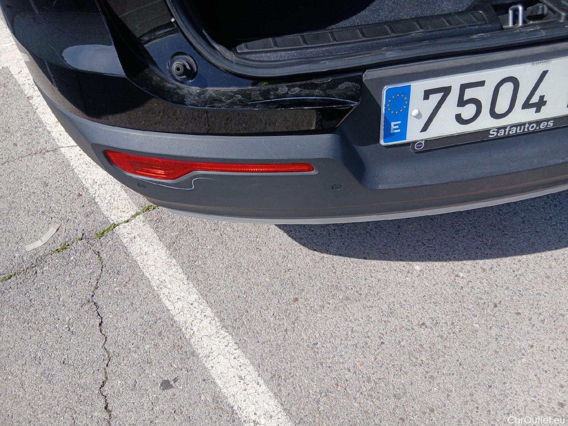 Volvo  XC 40 VOLVO XC40 / 2017 / 5P / todoterreno 1.5 T2 Momentum Pro Auto #20
