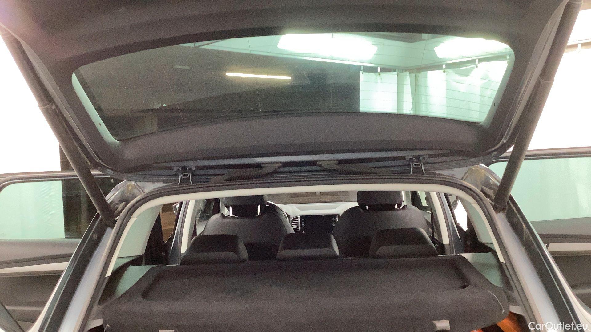  Skoda  Karoq Skoda,  '17, Skoda  1.6 CRTDI 85KW Ambition 5d #37