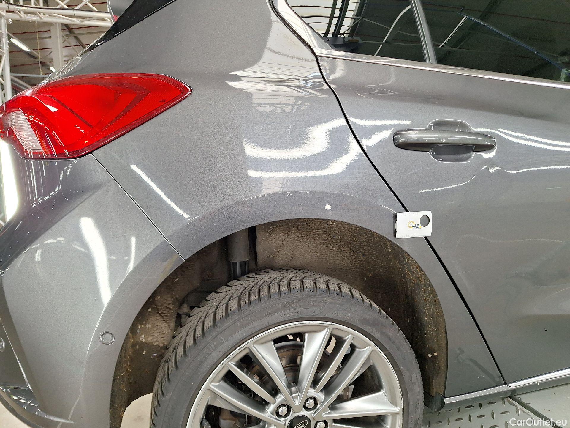  Ford  Focus Ford,  '18, Ford  2.0 EcoBlue 110kW Vignale 5d #38