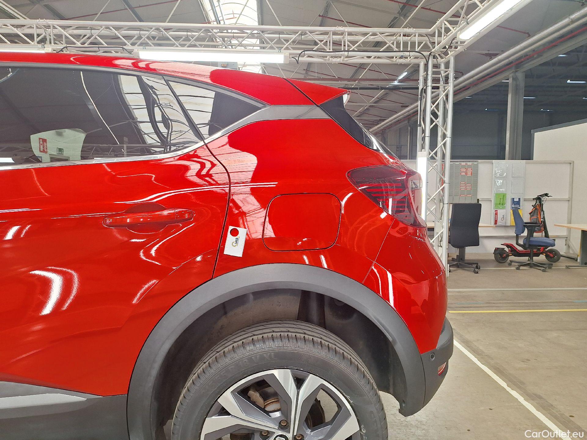  Renault  Captur Renault,  '19 PHEV, Renault  E-TECH Plug-in Hybrid R.S. Line 5d #32