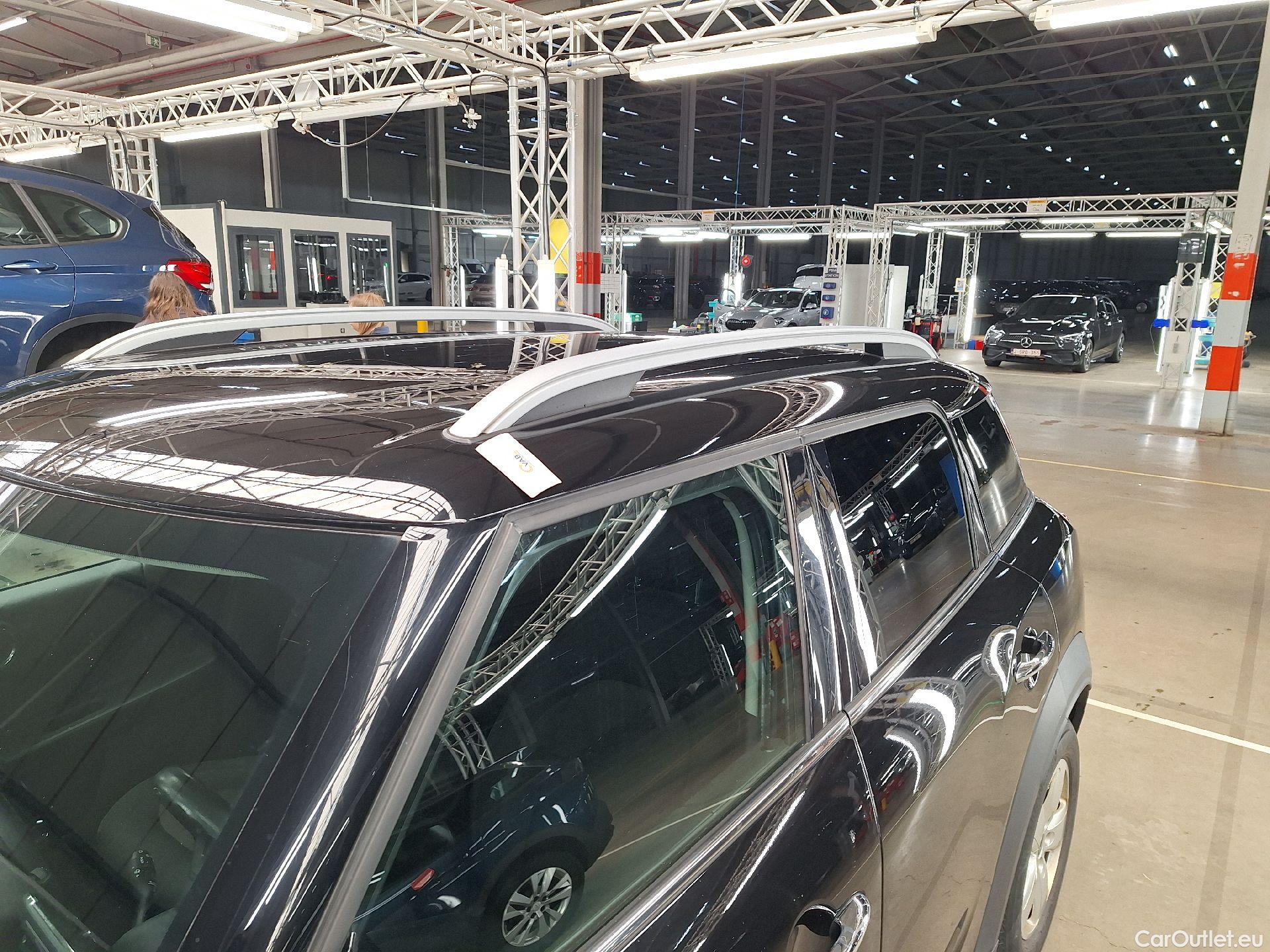  Mini  Countryman MINI, Mini  '16, Mini  One D (85 kW) 5d #6