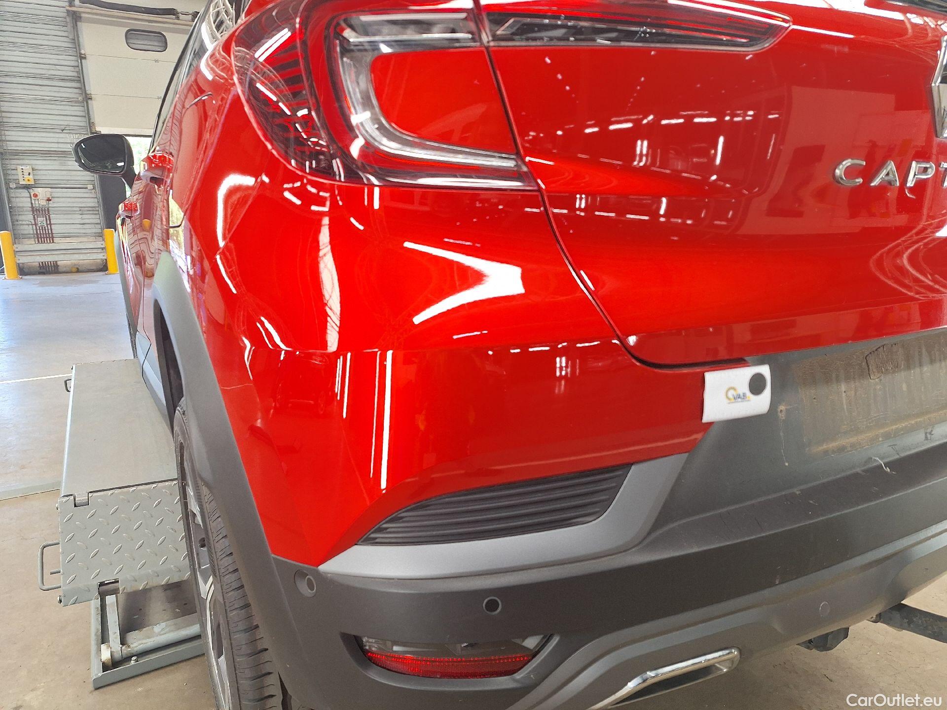  Renault  Captur Renault,  '19 PHEV, Renault  E-TECH Plug-in Hybrid R.S. Line 5d #42