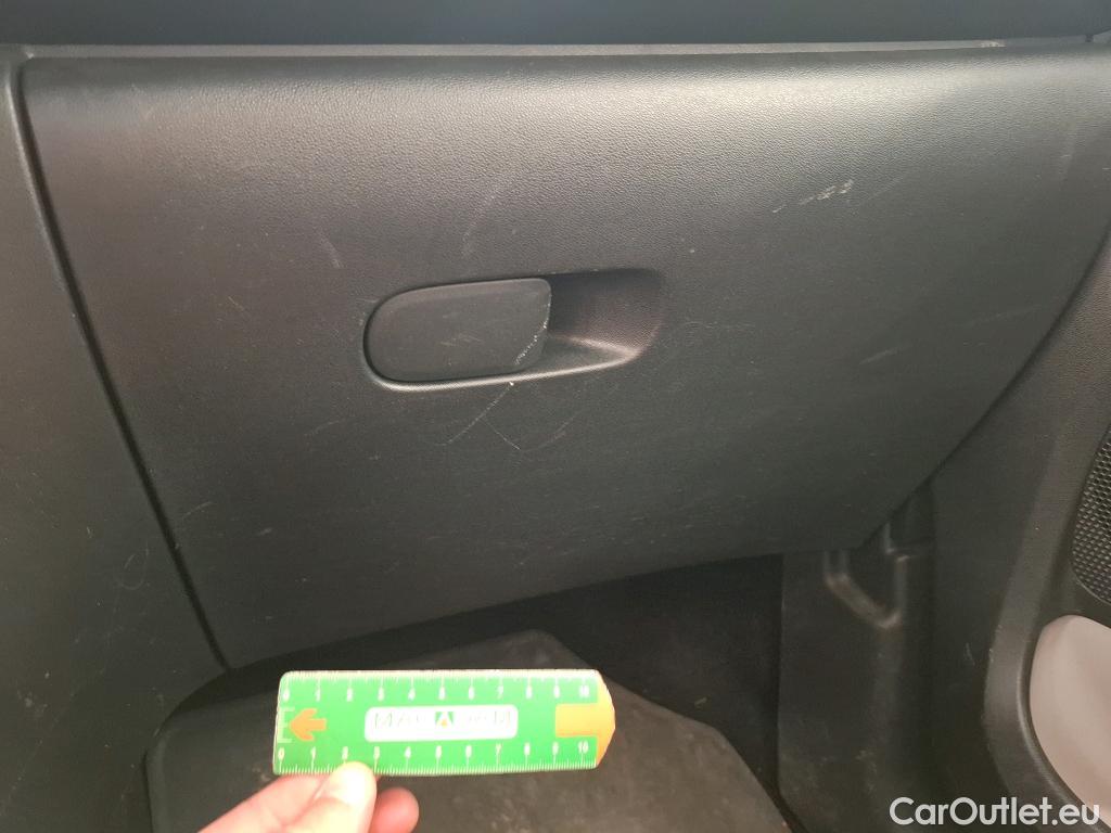  Citroen  C3 CITROEN  Société  2020 5P  Berline VU BlueHDi 100 BVM Feel #8