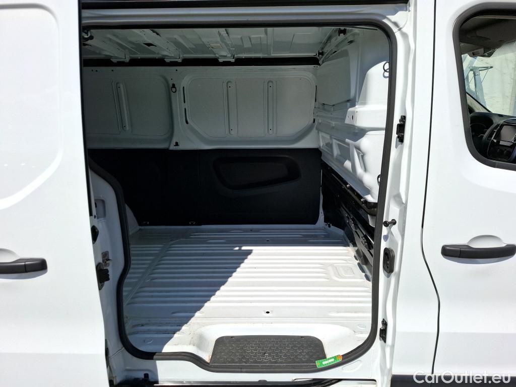 Renault  Trafic  III Fourgon Grand Confort L2H1 1200 1.6 dCi 95CV BVM6 E6 #18
