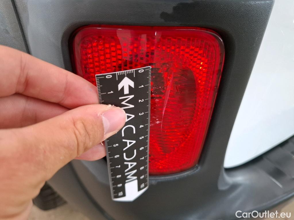  Renault  Kangoo  II Express Extra (Série Spéciale) 1.5 dCi 90CV BVA6 E6 #17