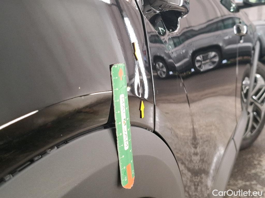  Citroen  C4 CITROEN  X / 2022 / 4P / Berline PureTech 130 S&S EAT8 Feel Pack #36