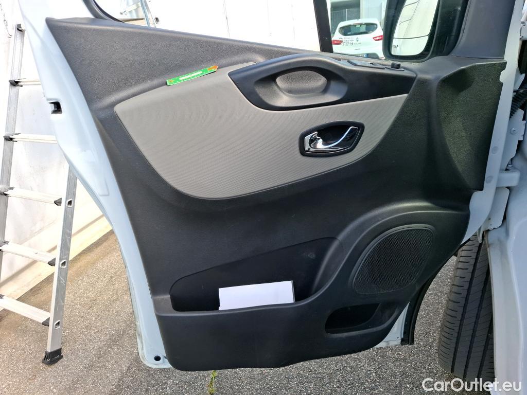  Renault  Trafic  III Fourgon Grand Confort L2H1 1200 1.6 dCi 95CV BVM6 E6 #34