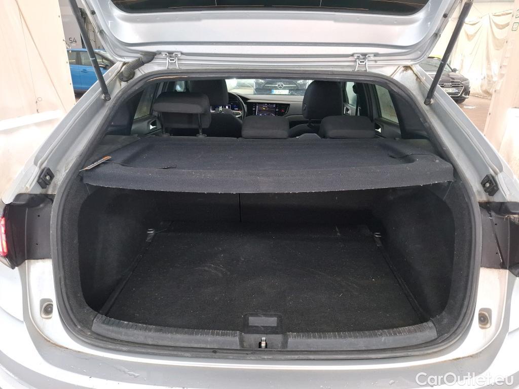  Volkswagen  Taigo  R-Line 1.5 TSI 150CV BVA7 E6d #9