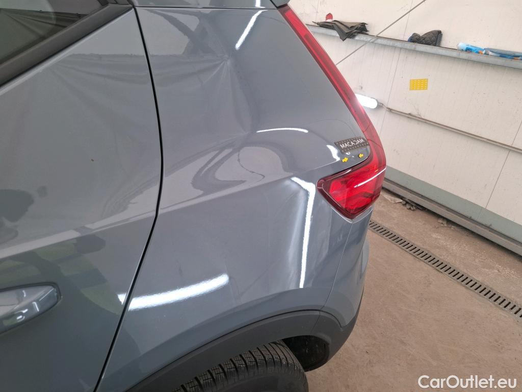  Volvo  XC 40 XC40 Momentum 2WD 2.0 D3 150CV BVA8 E6dT #1