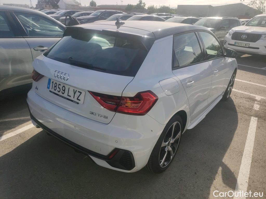  Audi  A1 Sportback AUDI A1 / 5P / Sportback Adrenalin 30 TFSI 110 CV #25