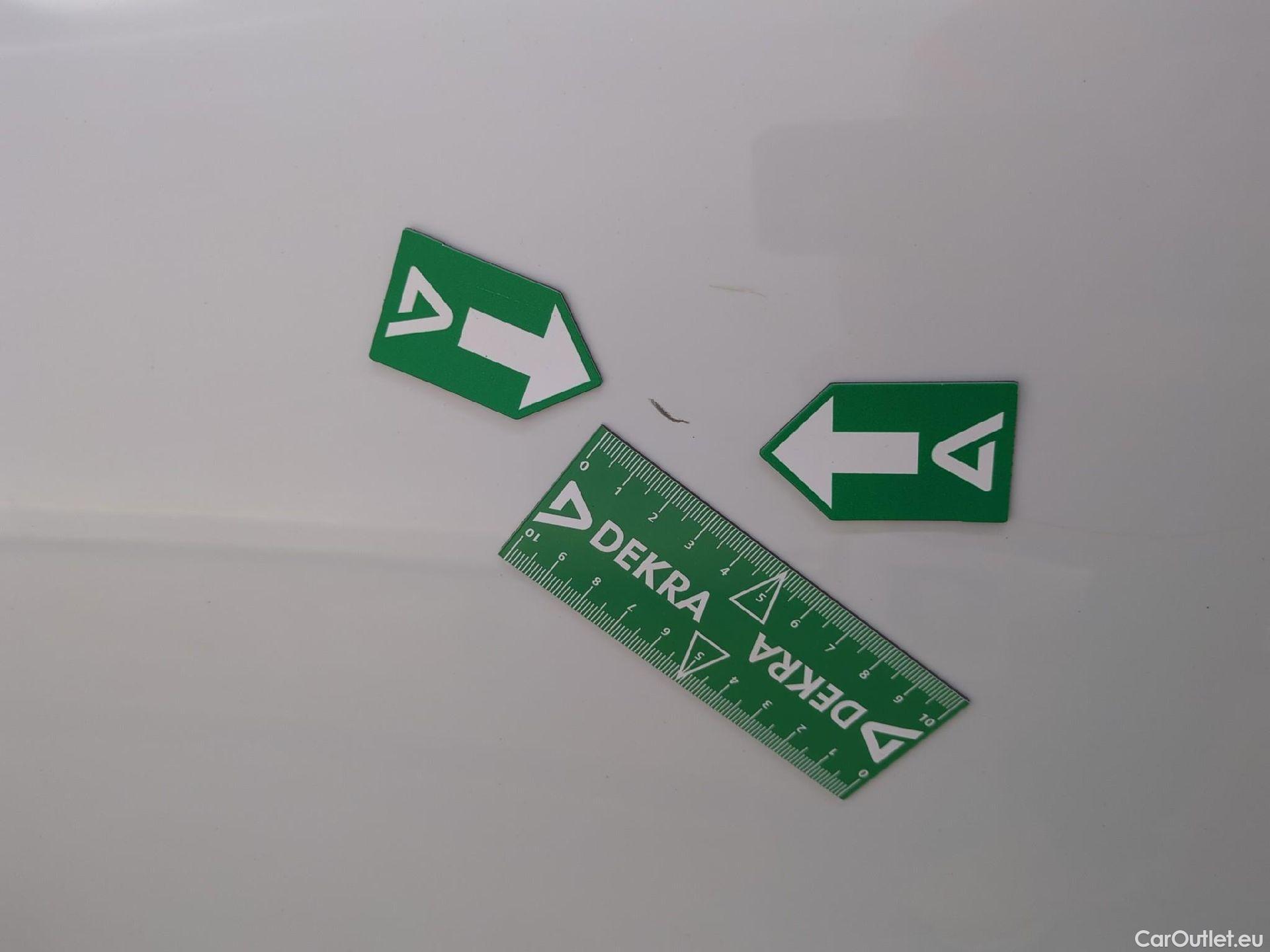  Renault  Clio  IV Business 0.9 TCe 90CV BVM5 E6 #25
