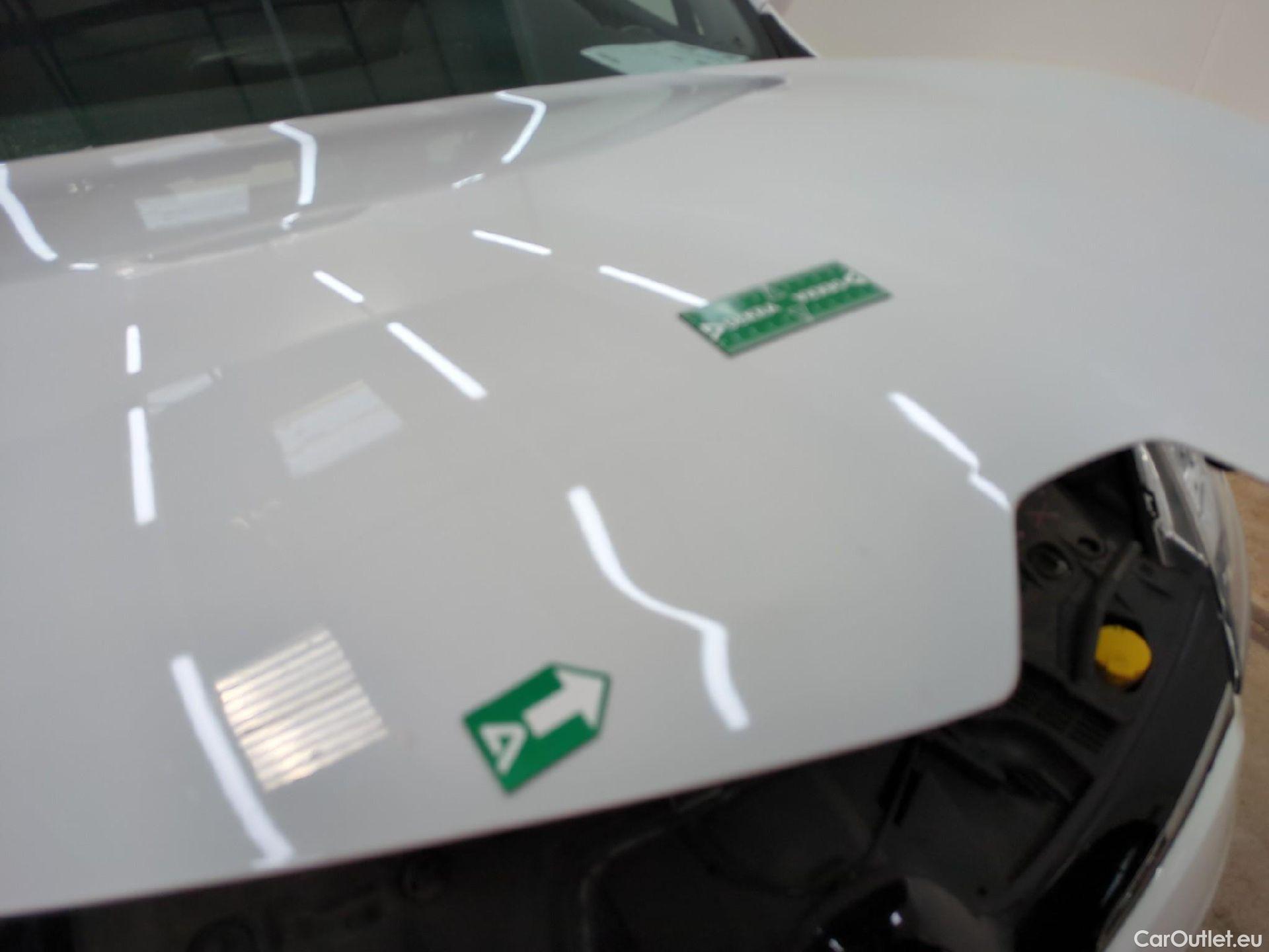  Renault  Clio  IV Business 0.9 TCe 90CV BVM5 E6 #22