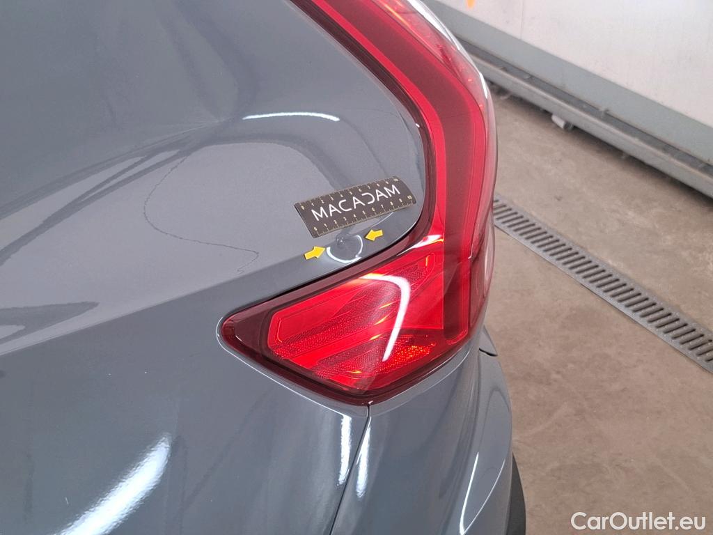  Volvo  XC 40 XC40 Momentum 2WD 2.0 D3 150CV BVA8 E6dT #2