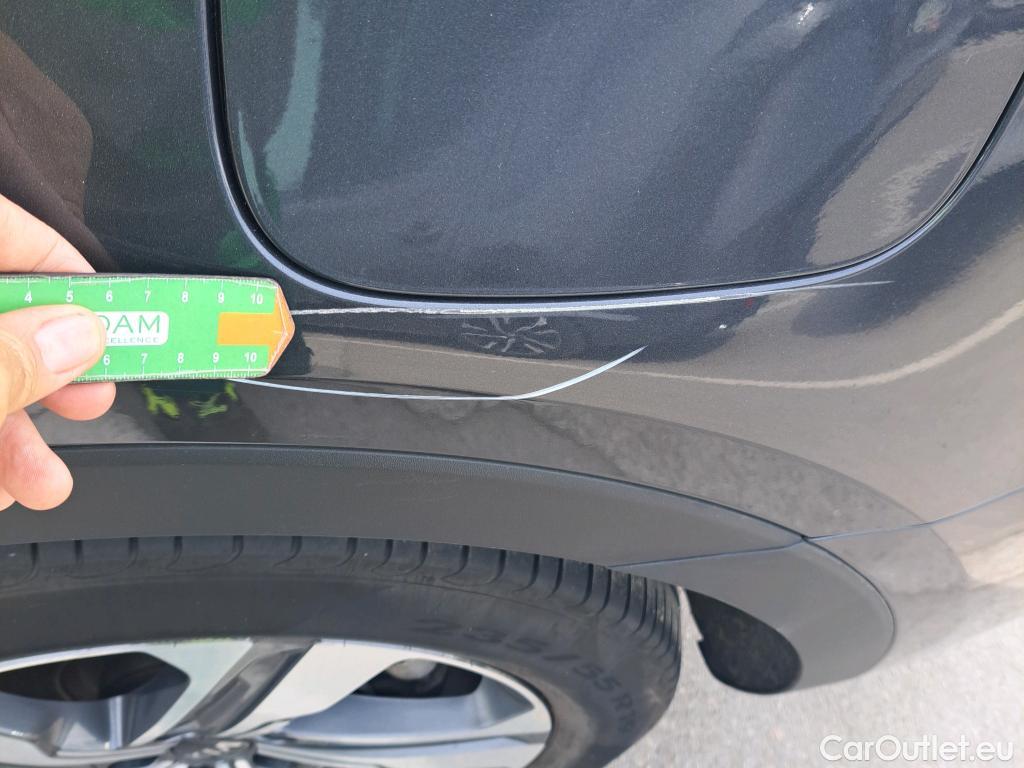  KIA  Sorento KIA  / 2020 / 5P / todoterreno 1.6 T-GDi PHEV Emotion 4x4 7pl #3
