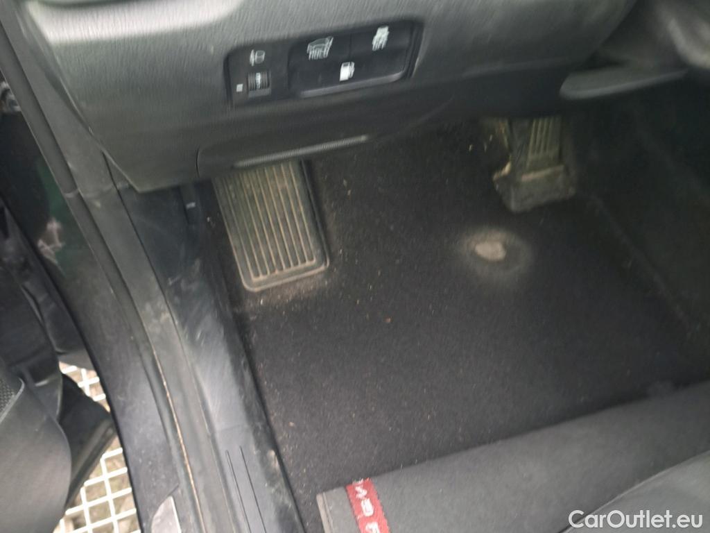 KIA  Sorento KIA  / 2020 / 5P / todoterreno 1.6 T-GDi PHEV Emotion 4x4 7pl #14