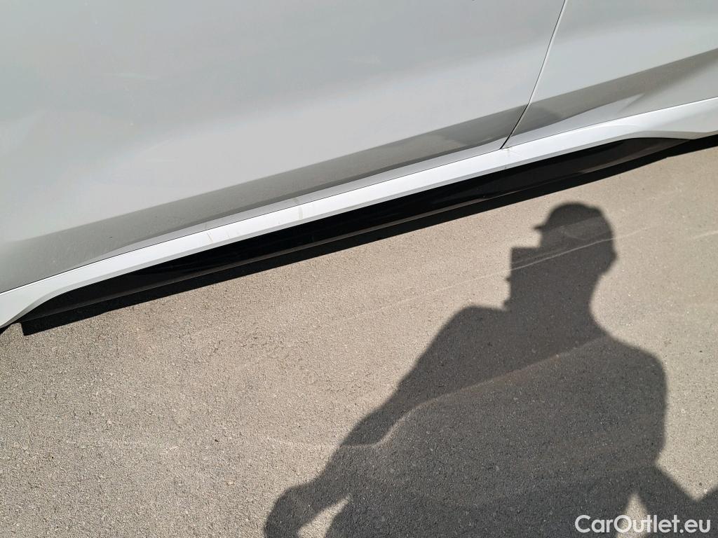  Bmw  X1 BMW / 5P / sDrive20d 160 CV #Opcionales 7900 €# #5