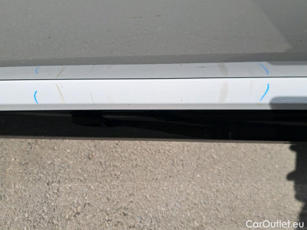  Bmw  X1 BMW / 5P / sDrive20d 160 CV #Opcionales 7900 €# #6