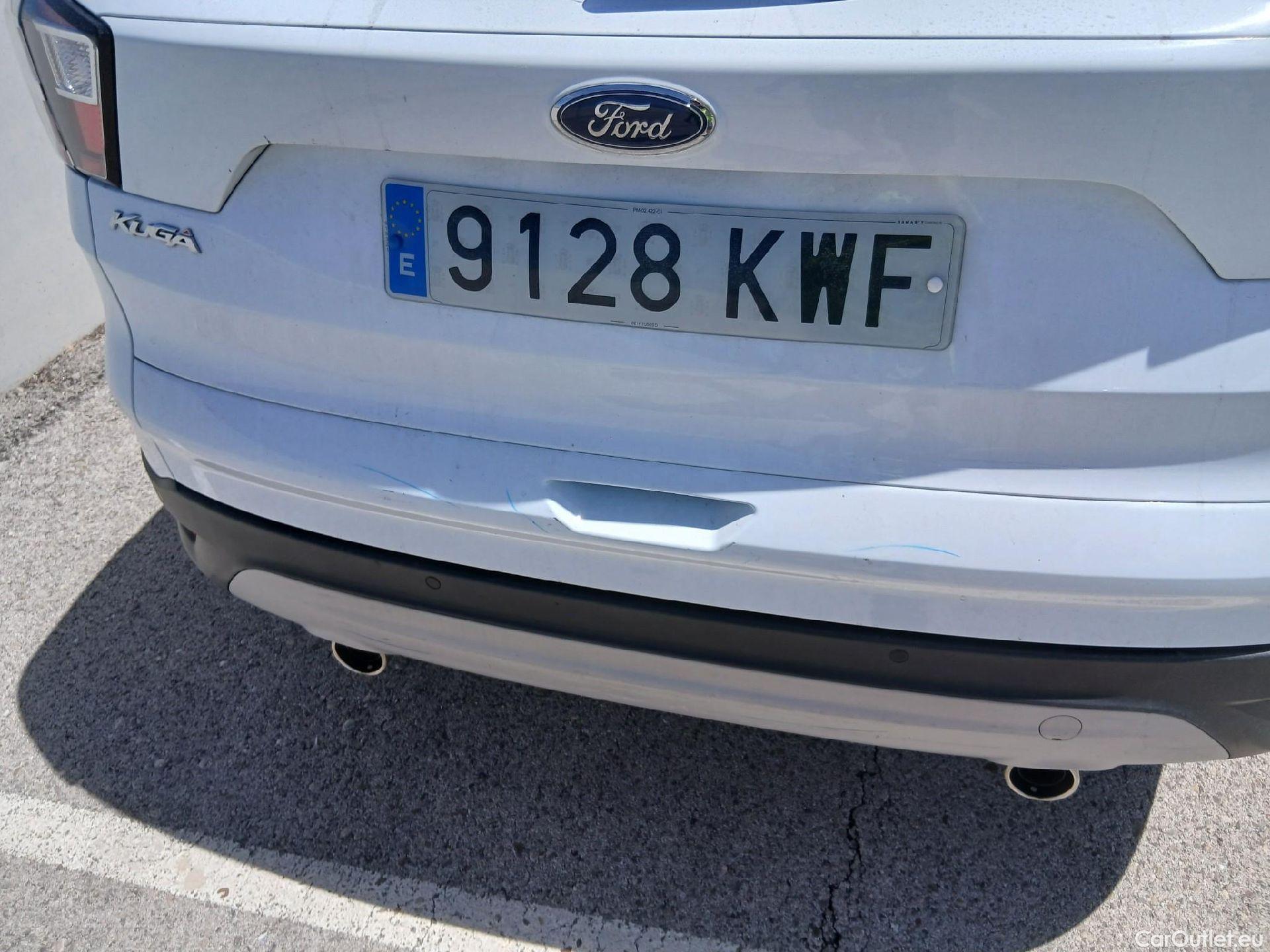  Ford  Kuga FORD  / 2016 / 5P / todoterreno 1.5 EcoBoost 88kW 4x2 Trend+ (CX) #20