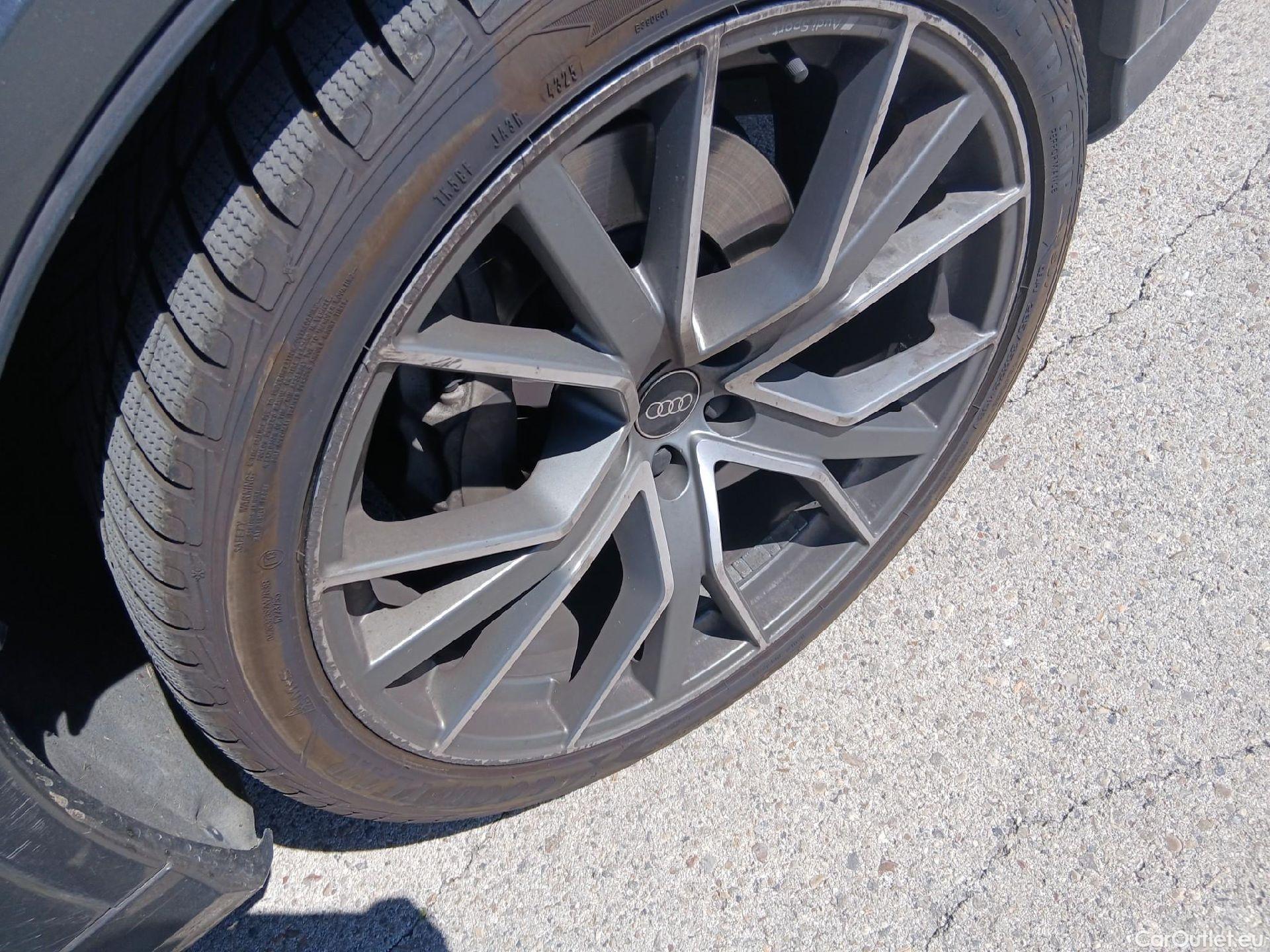  Audi  Q7 AUDI  / 5P / Black line 50 TDI 286 CV q. tip. #Opcionales 15750 €# #44