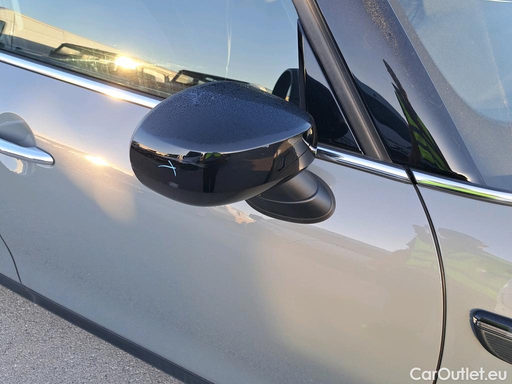  Mini  Cooper MINI MINI / 2021 / 5P / berlina con portón  5 PUERTAS #23