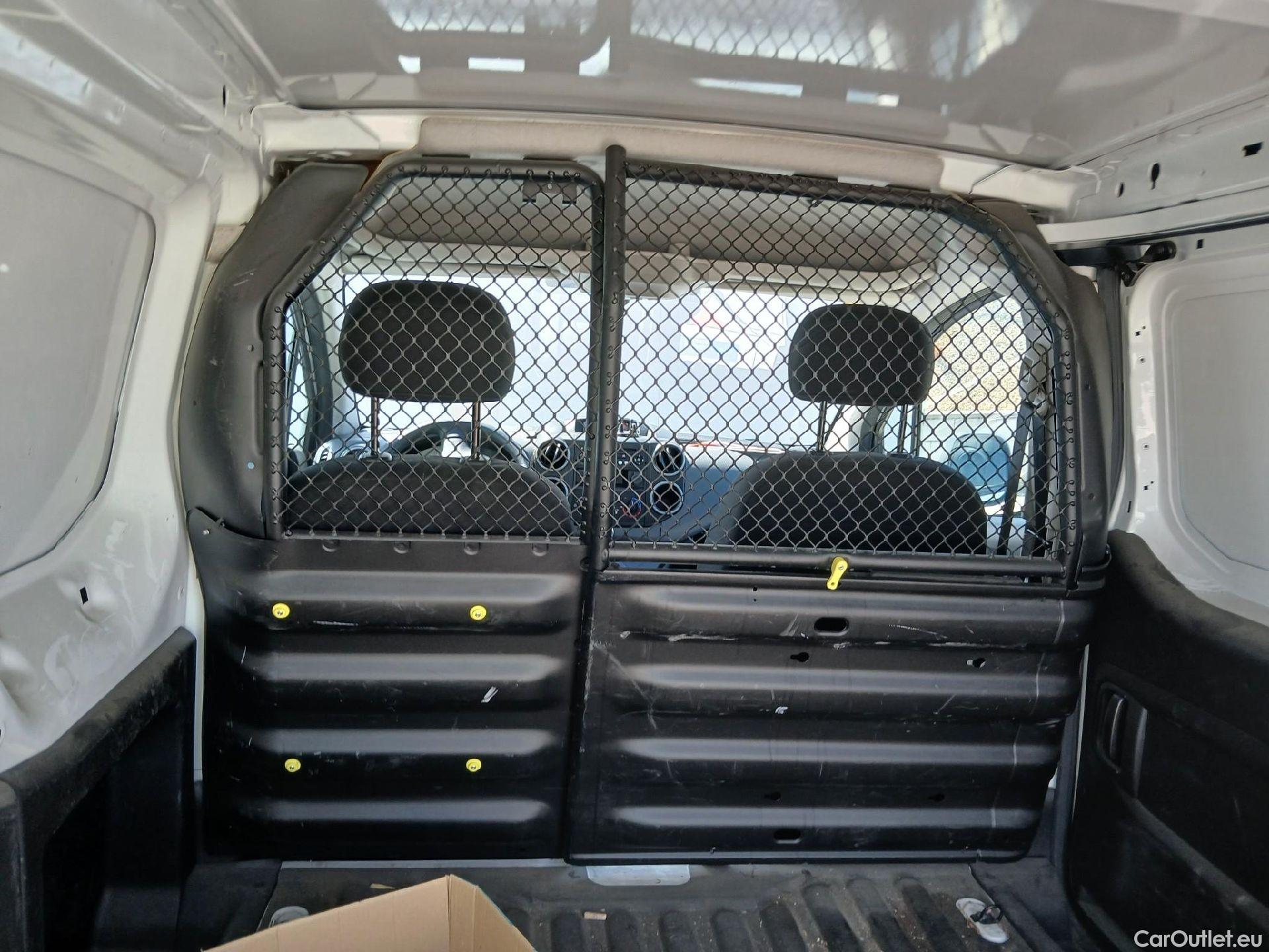  Citroen  Berlingo CITROEN  / 2015 / 3P / furgón derivado de turismo BlueHDi 74KW (100CV) #11