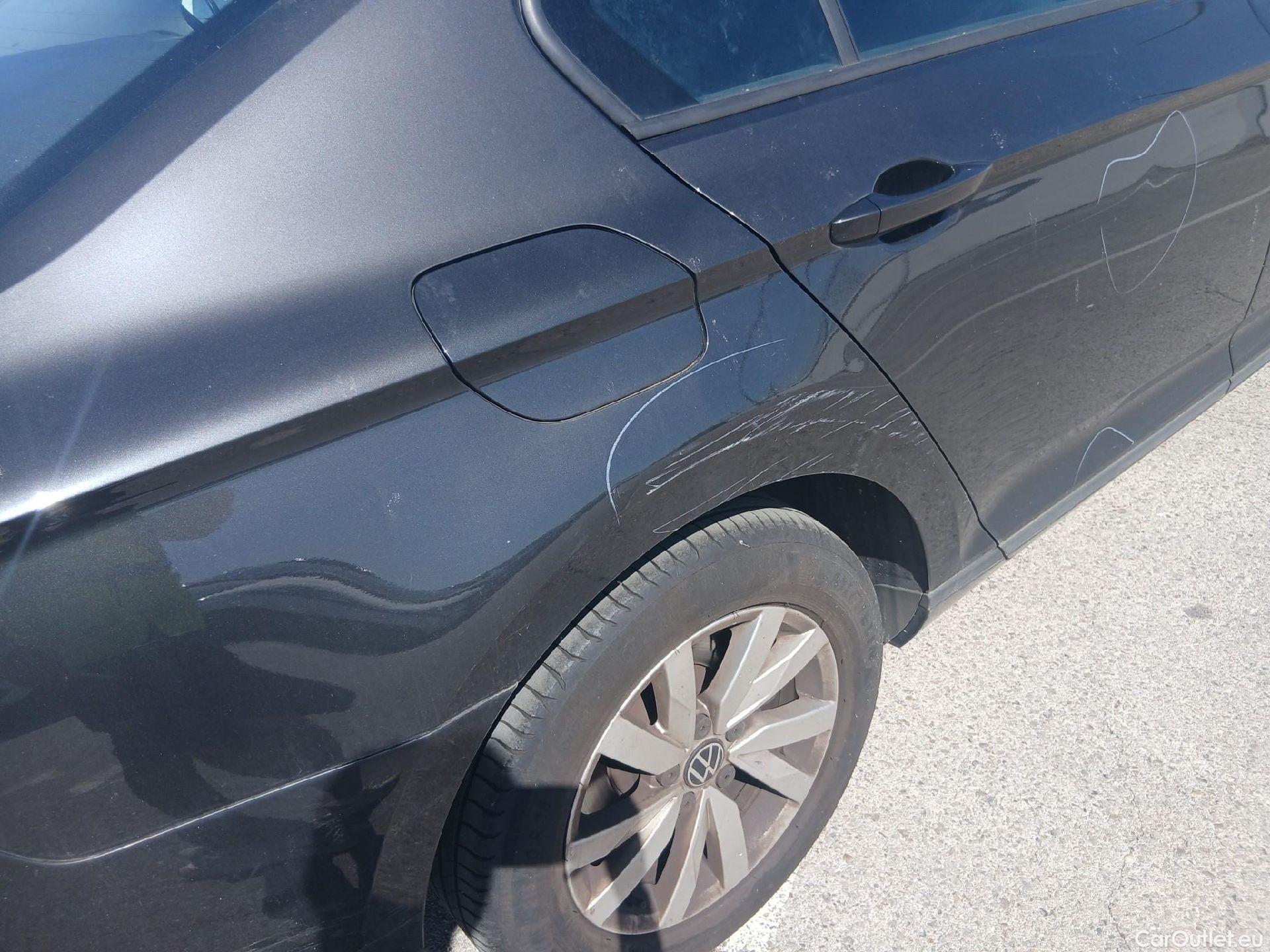  Volkswagen  Passat VOLKSWAGEN  / 2019 / 4P / sedán 2.0 TDI 90kW (122CV) DSG #14
