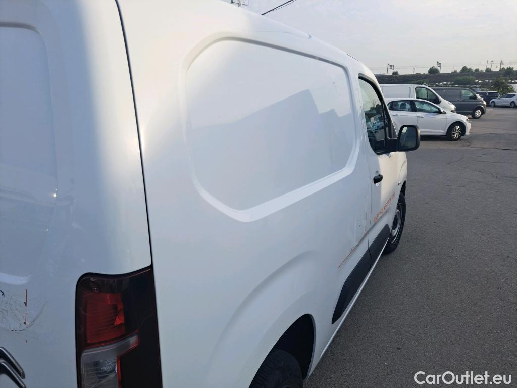  Citroen  Berlingo CITROEN  / 2018 / 3P / furgón derivado de turismo Talla M BlueHDi 100 CONTROL #21