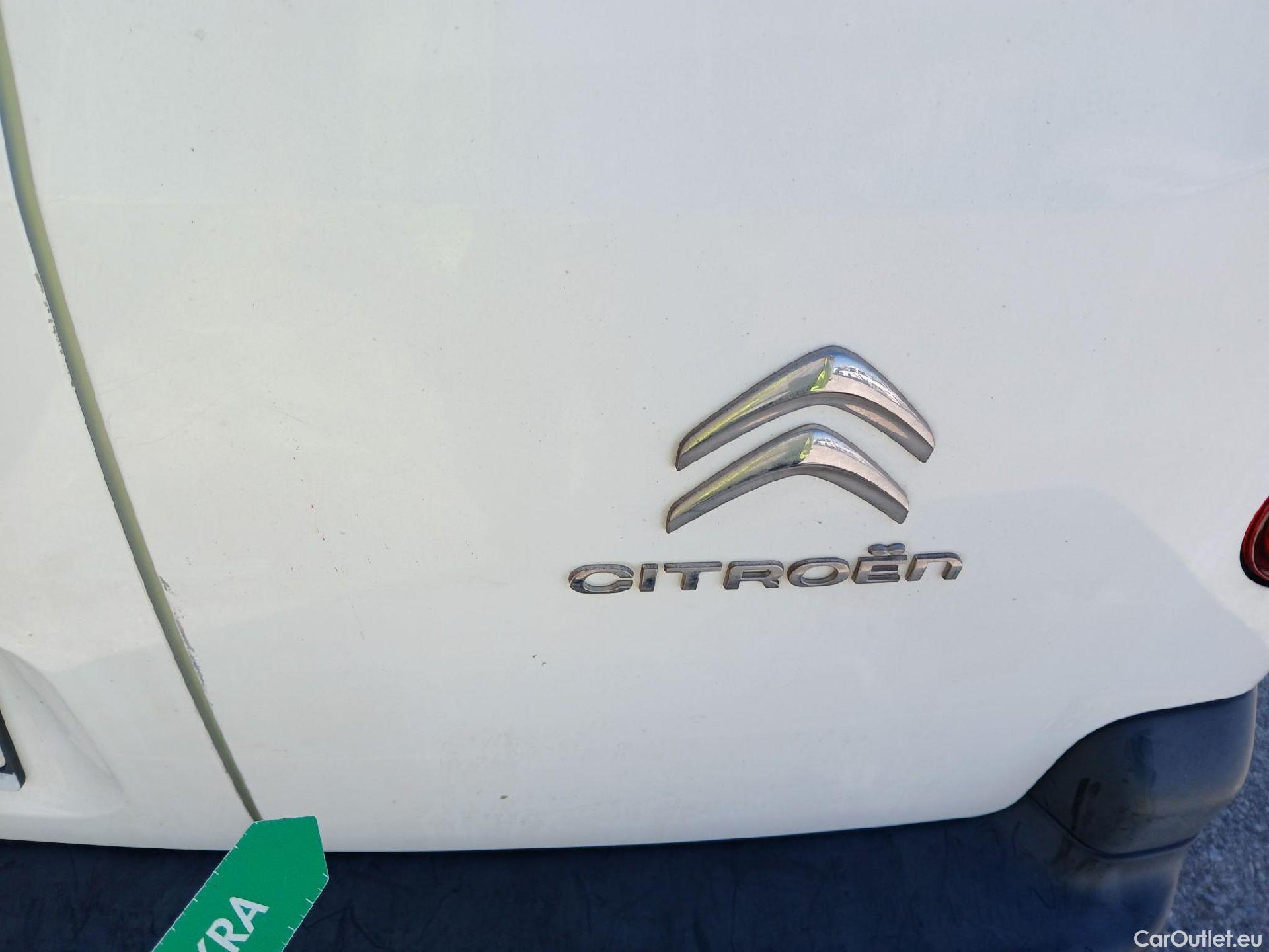  Citroen  Berlingo CITROEN  / 2015 / 3P / furgón derivado de turismo BlueHDi 74KW (100CV) #55