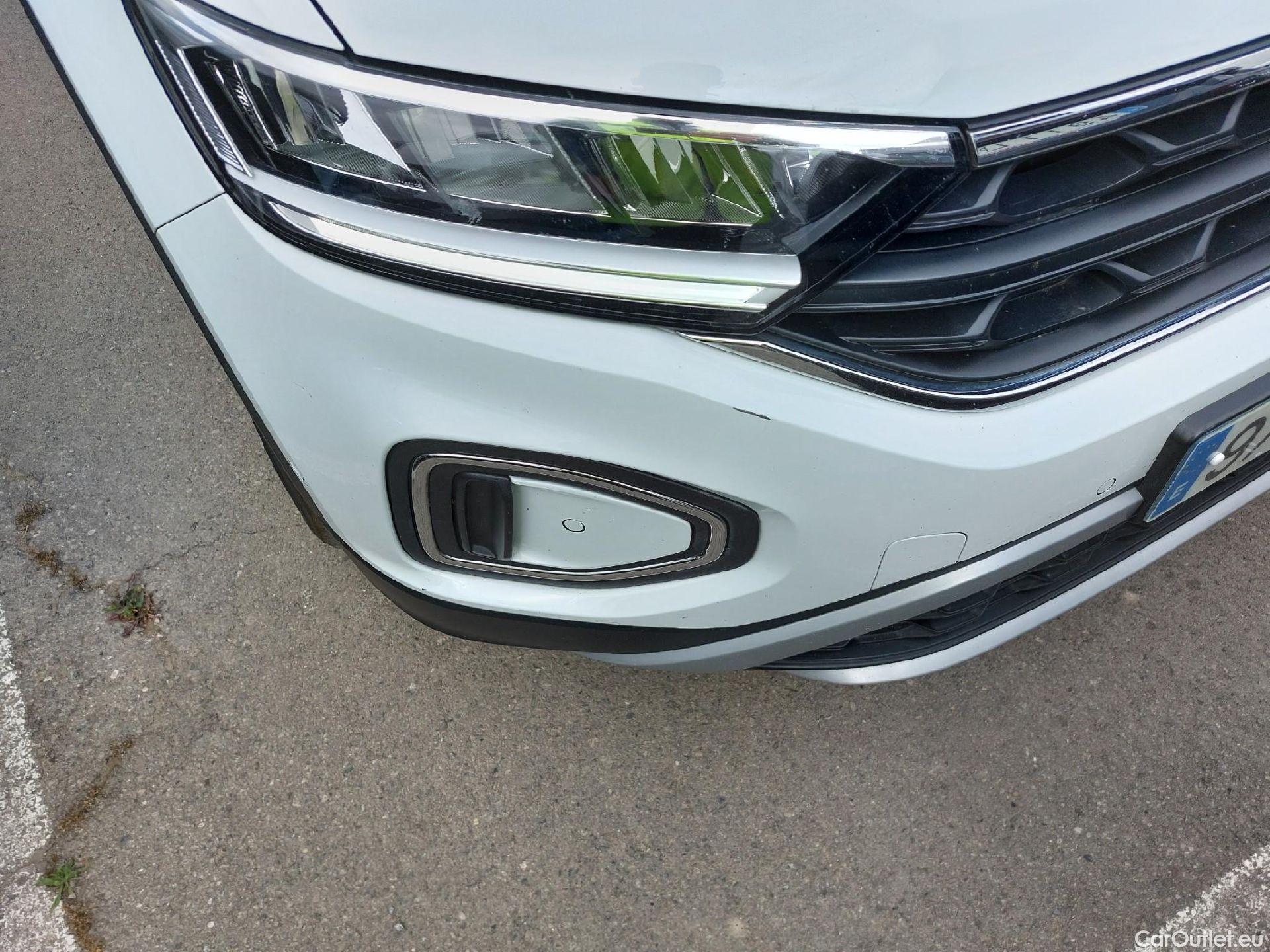  Volkswagen  T-ROC  Life 2.0 TDI 115CV MT6 E6d #10