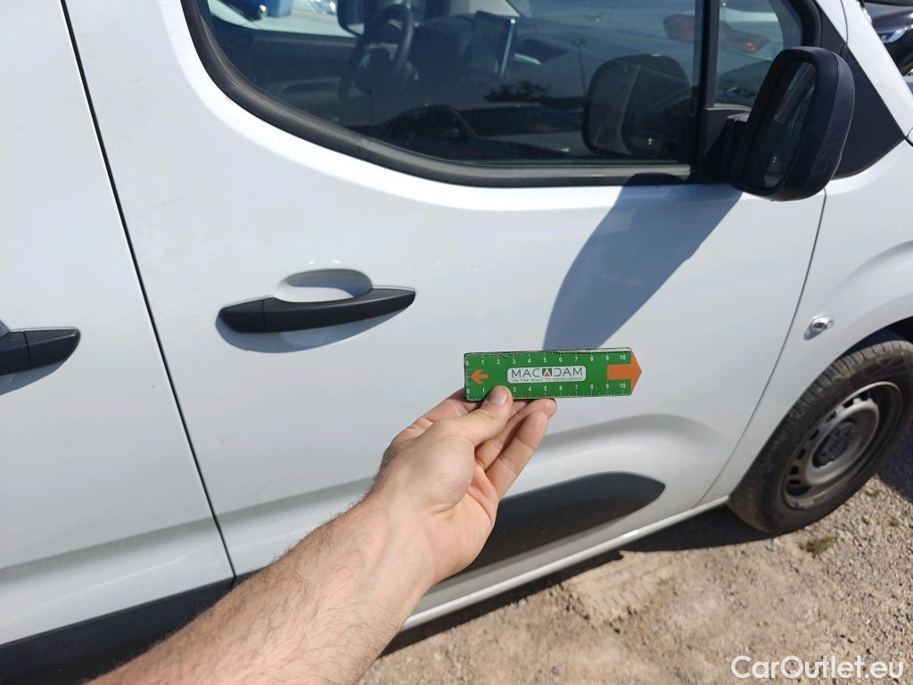  Citroen  Berlingo CITROEN  / 2018 / 4P / furgón derivado de turismo Talla M BlueHDi 100 CLUB #29