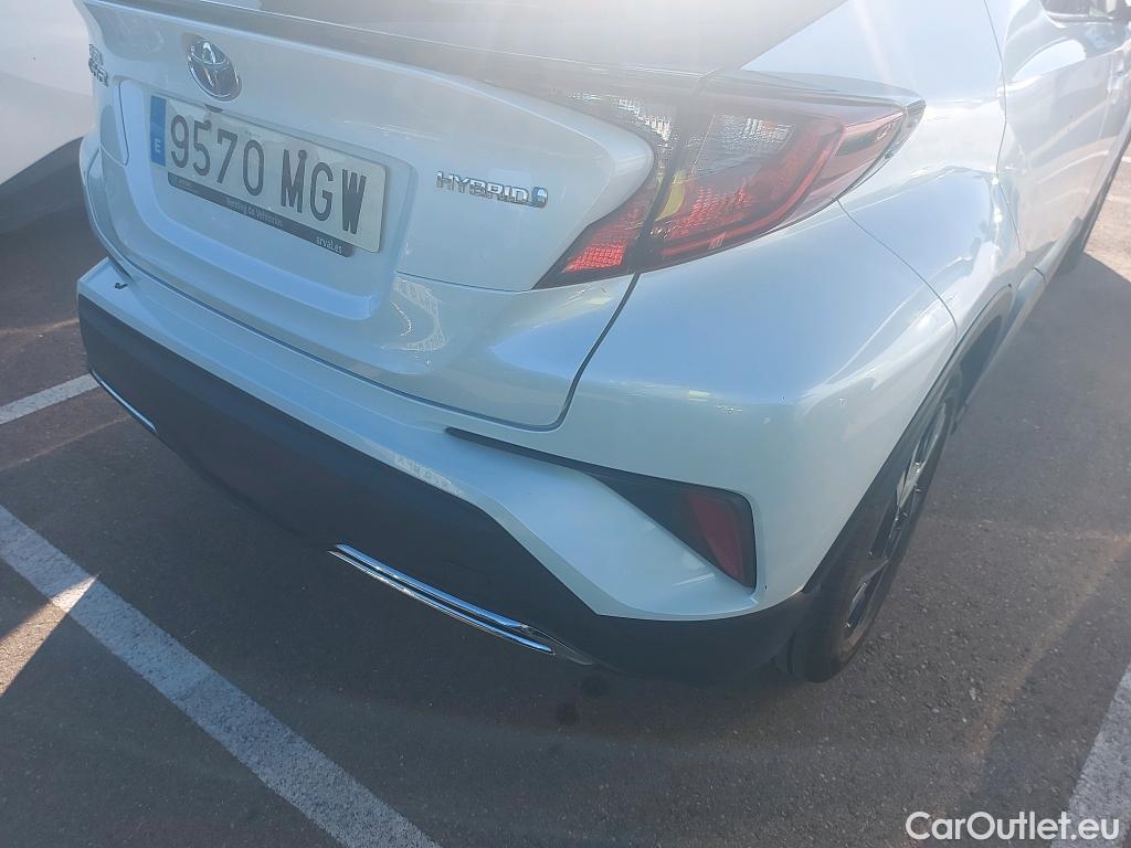  Toyota  C-HR TOYOTA  / 2019 / 5P / todoterreno 2.0 180H Advance #13