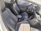  Toyota  Yaris TOYOTA  / 5P / 1.5 120H Style 115 CV #6