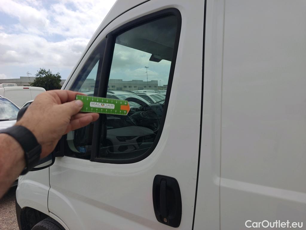  Fiat  Ducato FIAT  / 2014 / 4P / furgón 35 L3H2 Multijet (103 kW) #13