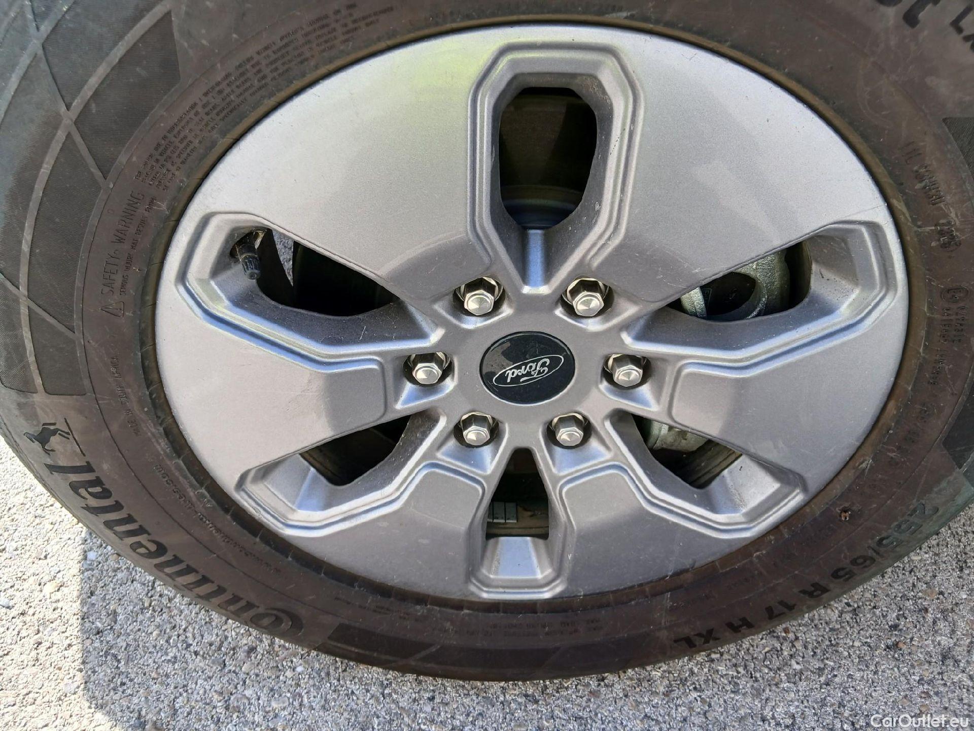  Ford  Ranger  Plug-in-Hybrid XLT e-4WD Doble Cabina 2.3 Ecoboost 280CV AT10 6E #9