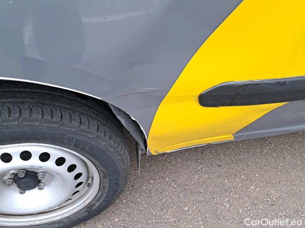  Fiat  Doblo FIAT Doblò Cargo/3P/ Cargo Base Plus 1.3 Mjet 80 CV #3