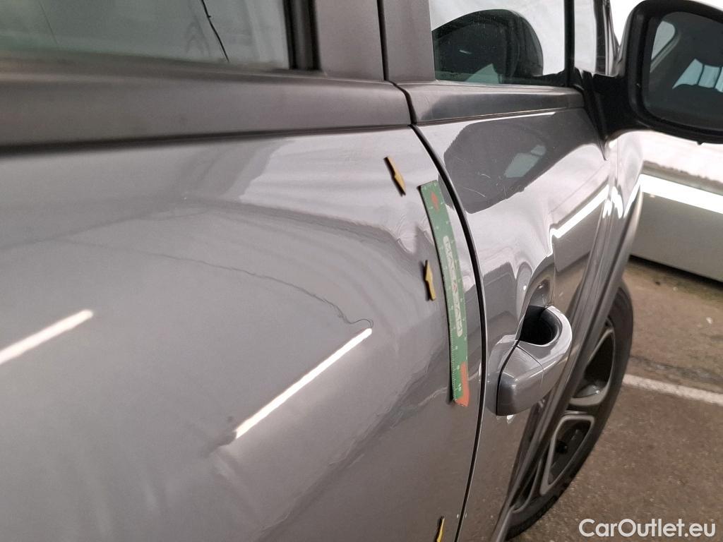  Citroen  C3  Société Feel 1.5 BlueHDI 100CV BVM6 E6d #38
